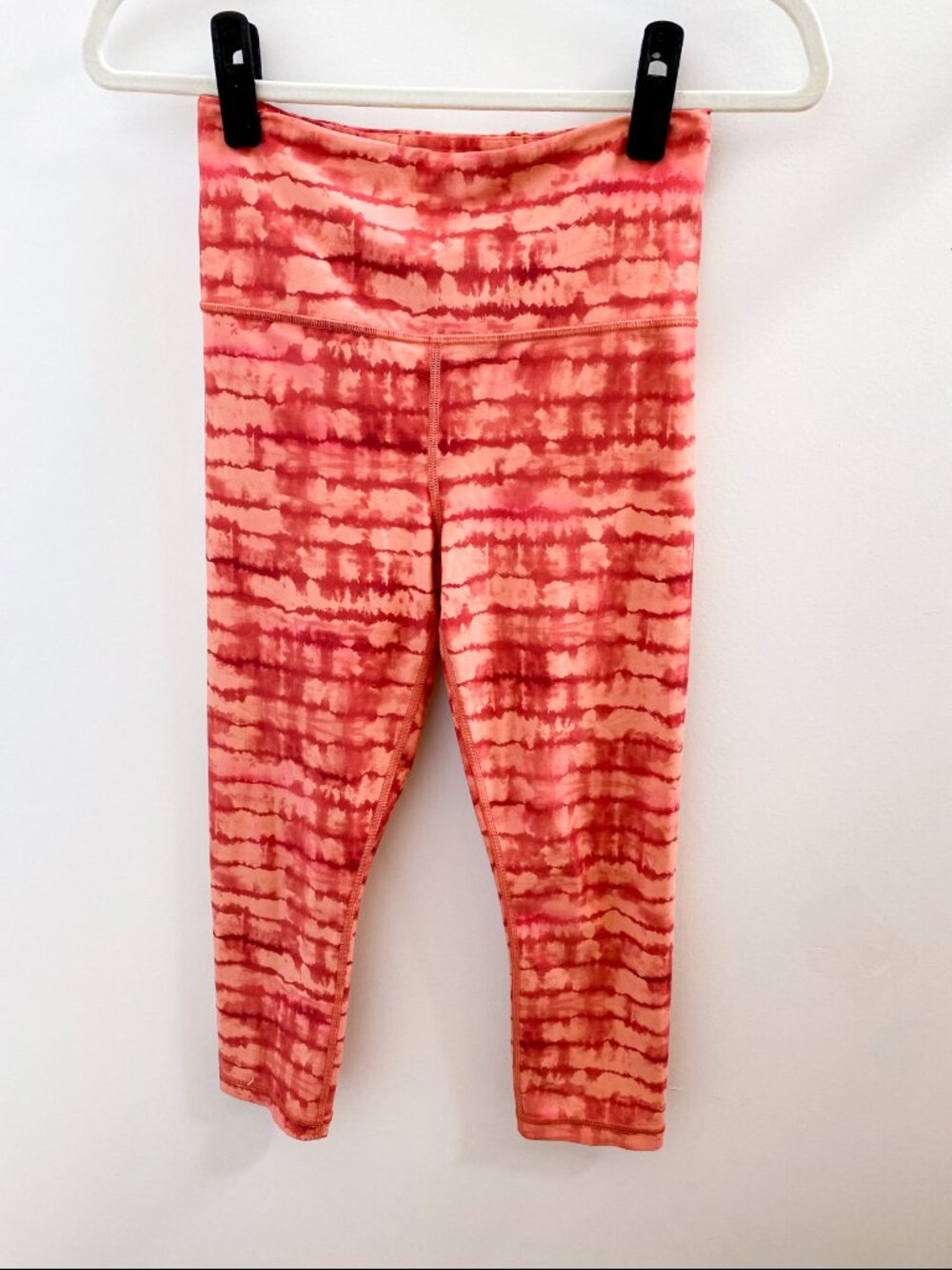 Athleta Orange Tie Dye Printed High Rise Elation Capri Leggings - Size Small